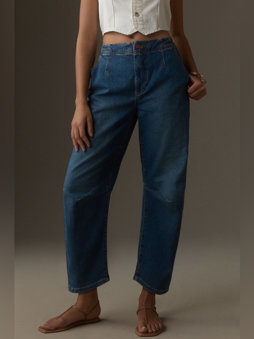 ANTHROPOLOGIE PILCRO Leni mid rise Barrel  Jeans. Size 27
